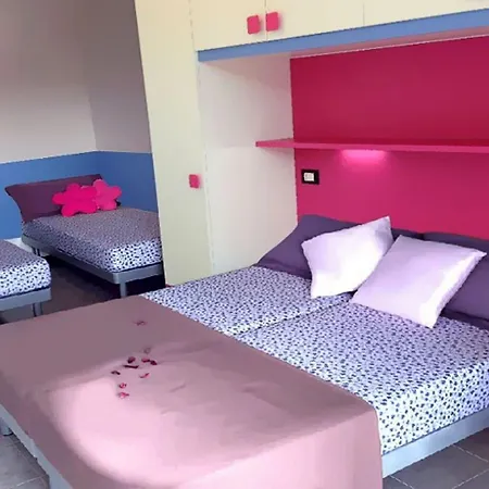 Your Summer Retreat In Lido Dei Pini Appartamento