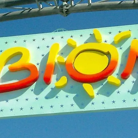 Your Summer Retreat In Lido Dei Pini Appartamento *